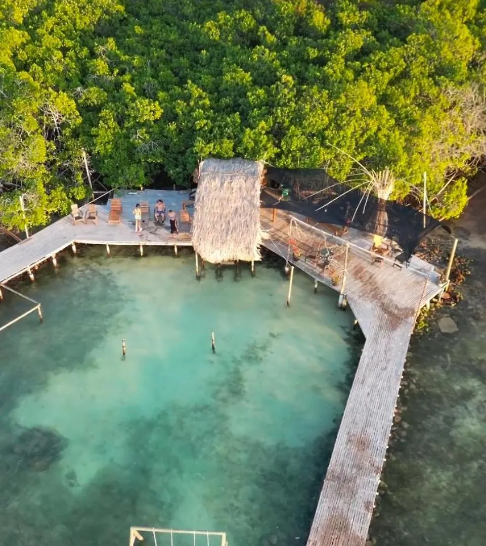 Guest house El Arca Hotel Tintipan Island
