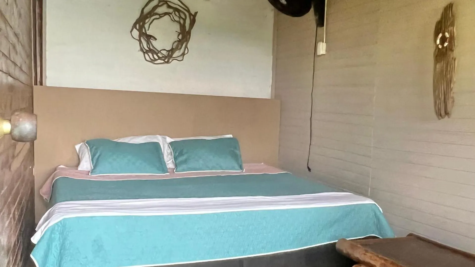 Guest house El Arca Hotel Tintipan Island Colombia